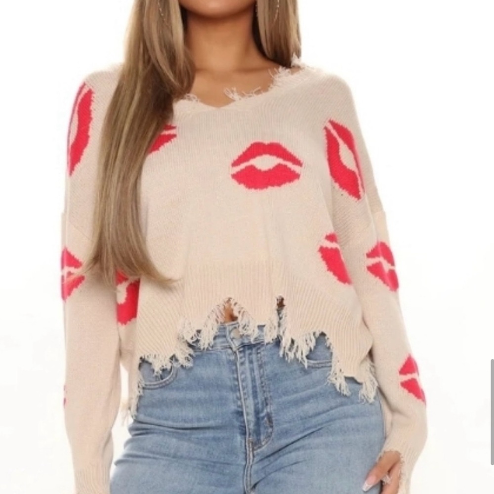 Just Polly New York cropped lips kiss shark bite fringe sweater size XLarge